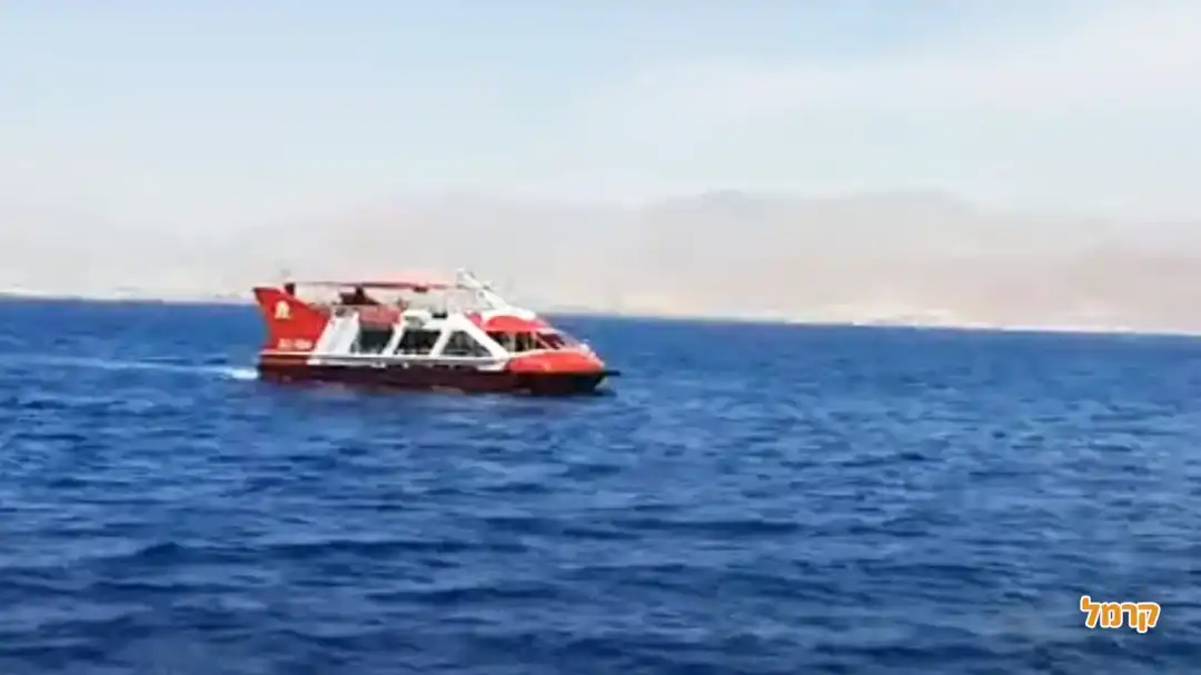 ספינת זכוכית ז'ול וורן