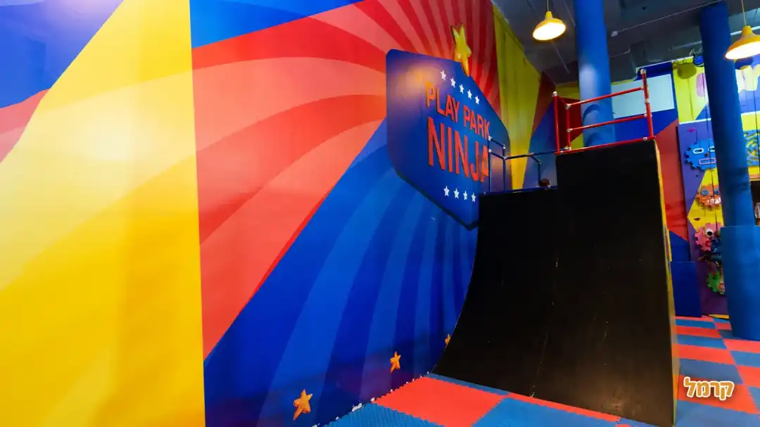 מגה קיר של מסלול נינג'ה