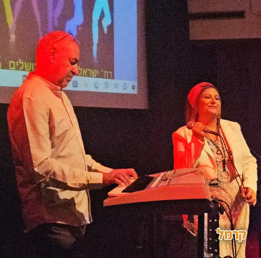 שירה ובידור עם אילן ואוריתה