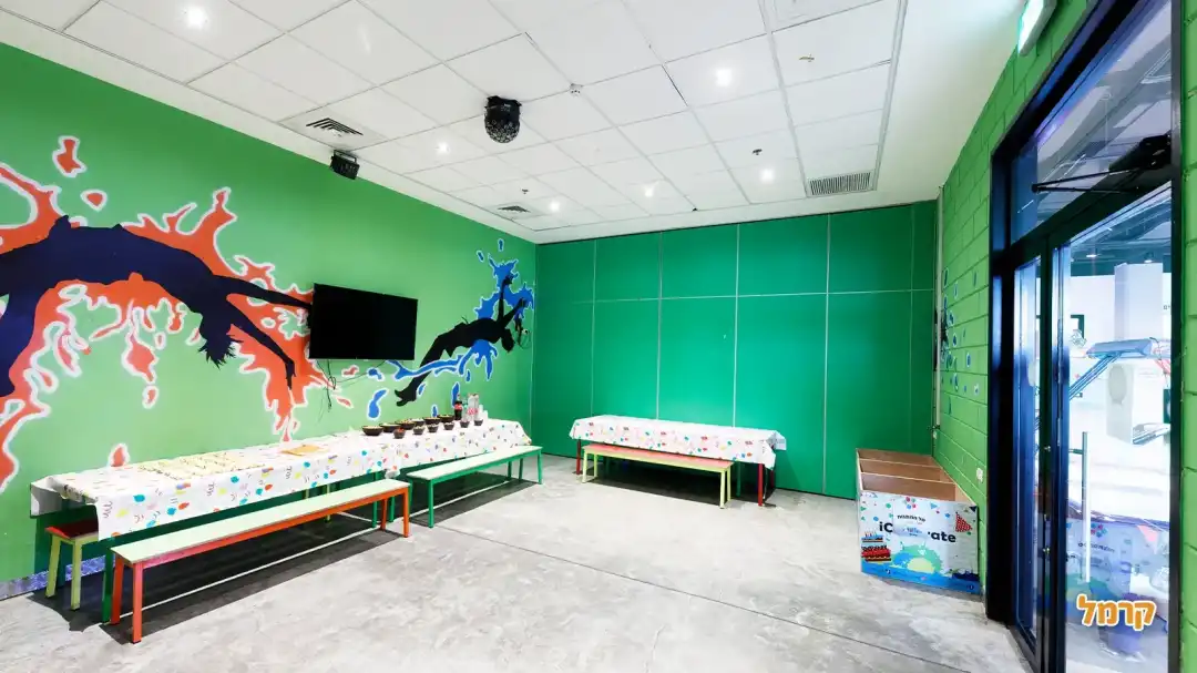 חדר המסיבות