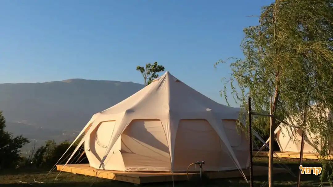 אוהל למשפחה