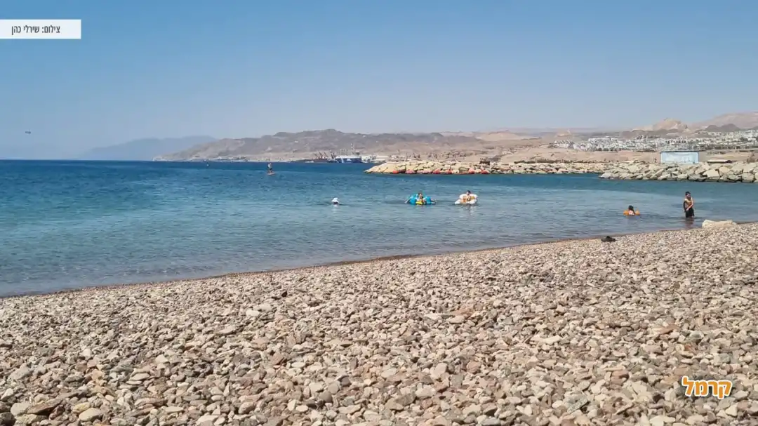 חוף ים שקט ונעים