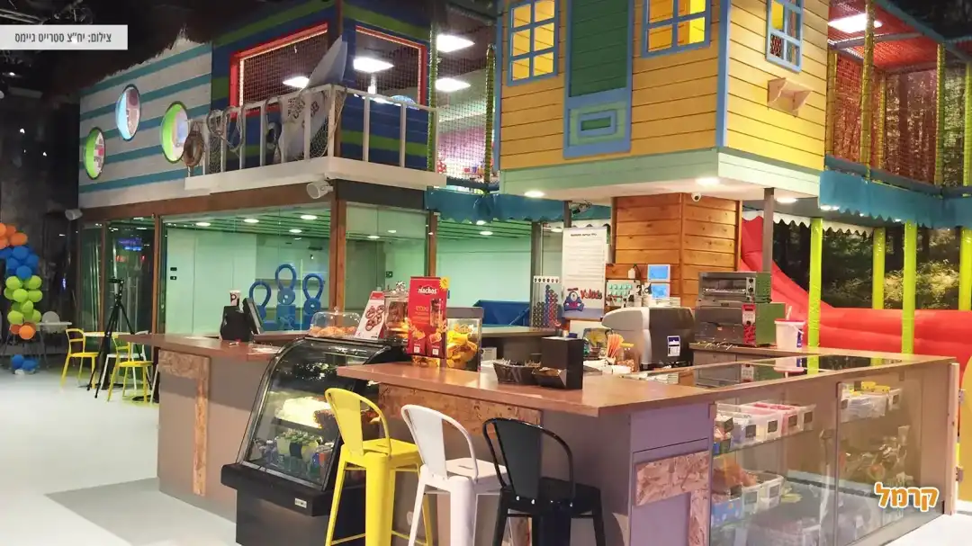 משחקי וידאו ושולחן במשחקיית סטריט גיימס ראשון לציון