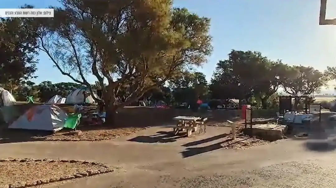 שולחנות פיקניק, מתחם אוהלים ועוד