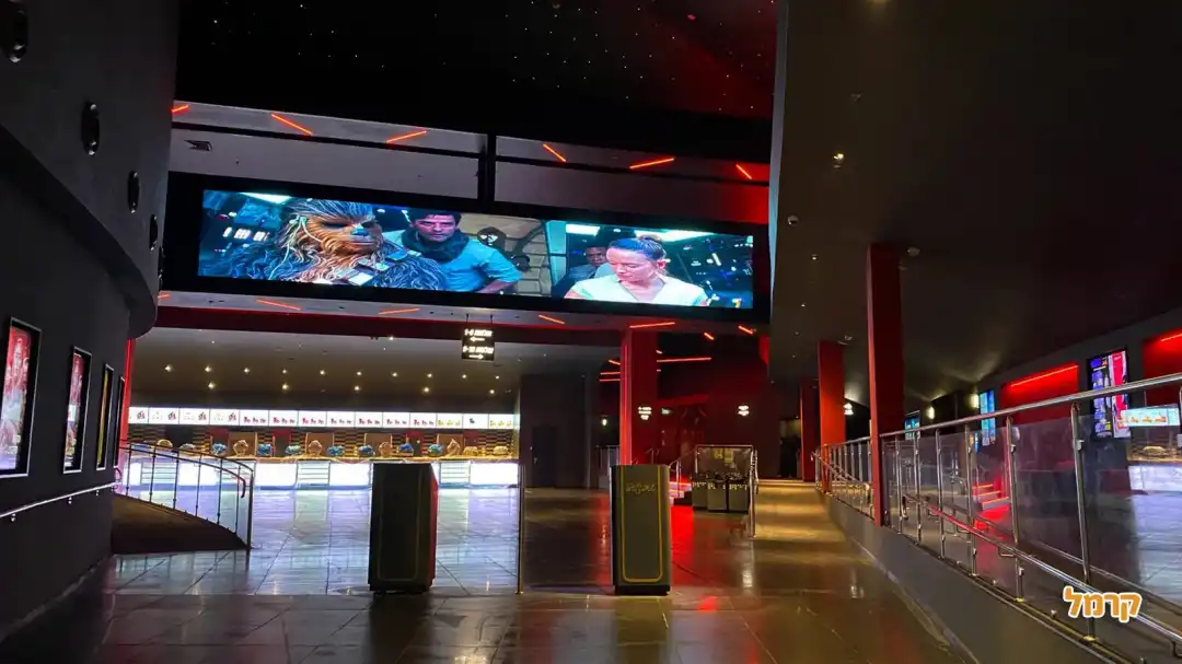 כניסה למתחם של הקריון