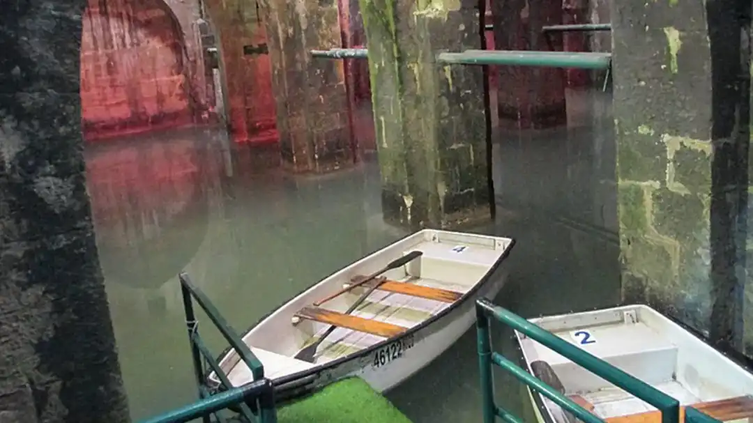 סירות לשייט חווייתי בבריכת הקשתות