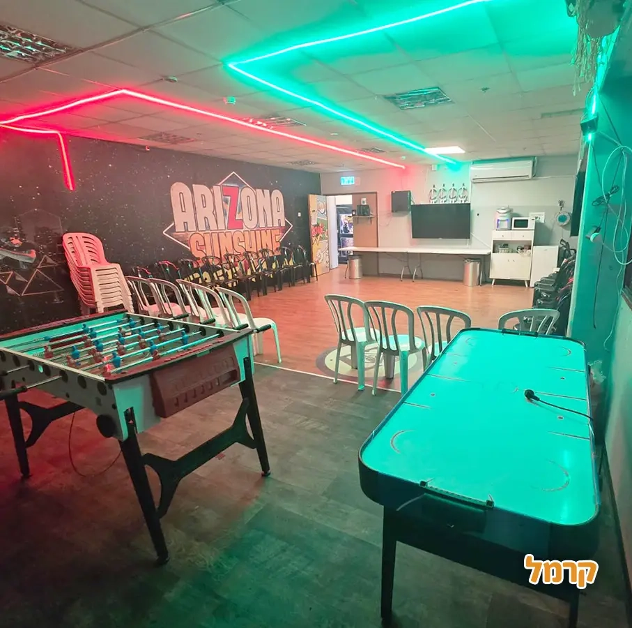 חדרי בריחה/ לייזר - פתח תקווה