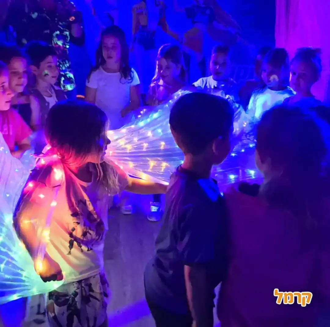 מסיבת פולמון סופר זוהרת