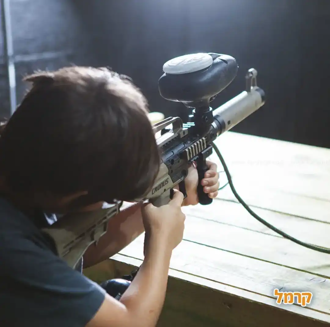 זירת הלייזר מודיעין