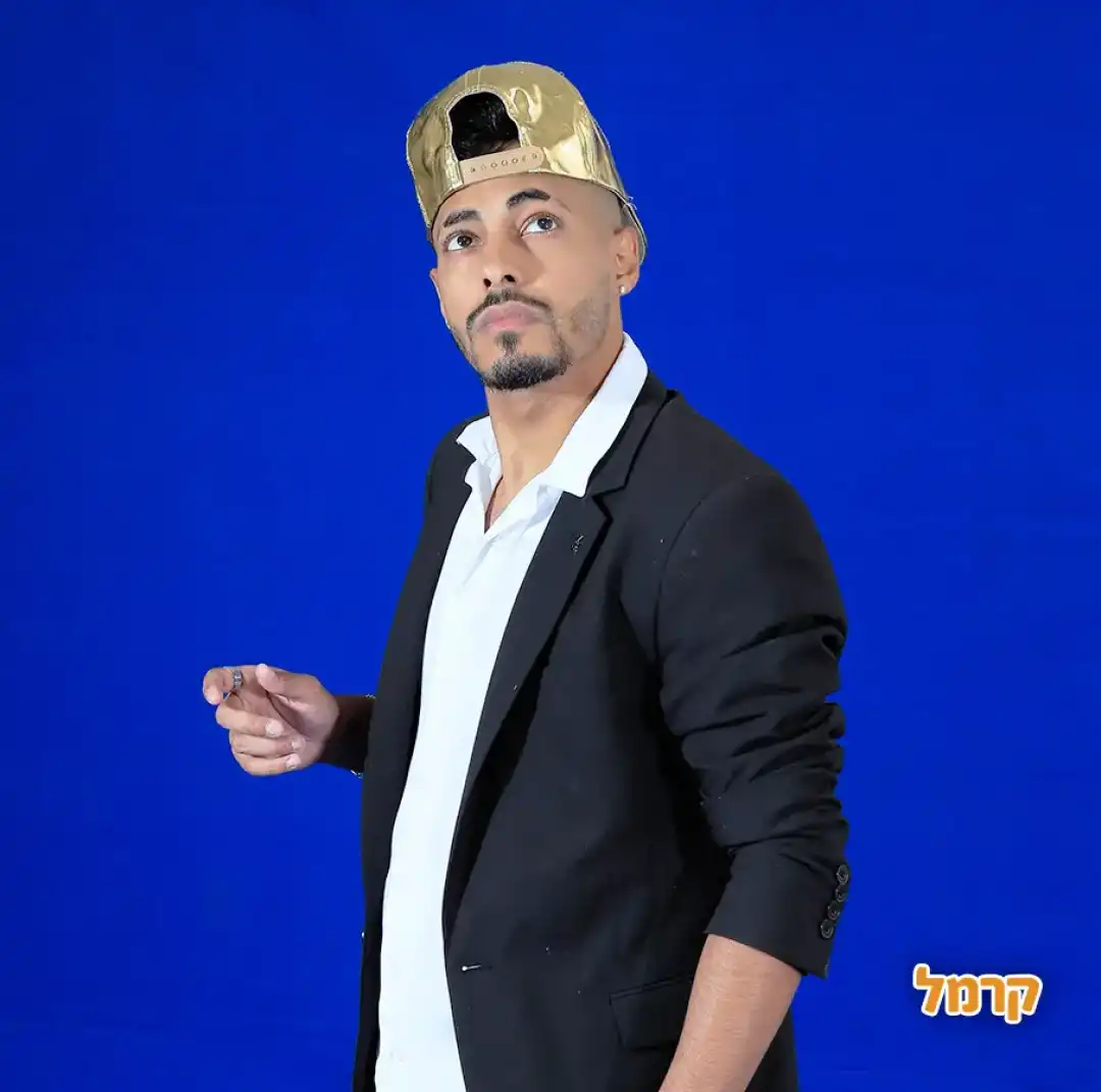 כוכב הרשת שמחזק ילדים ובני נוער מבפנים