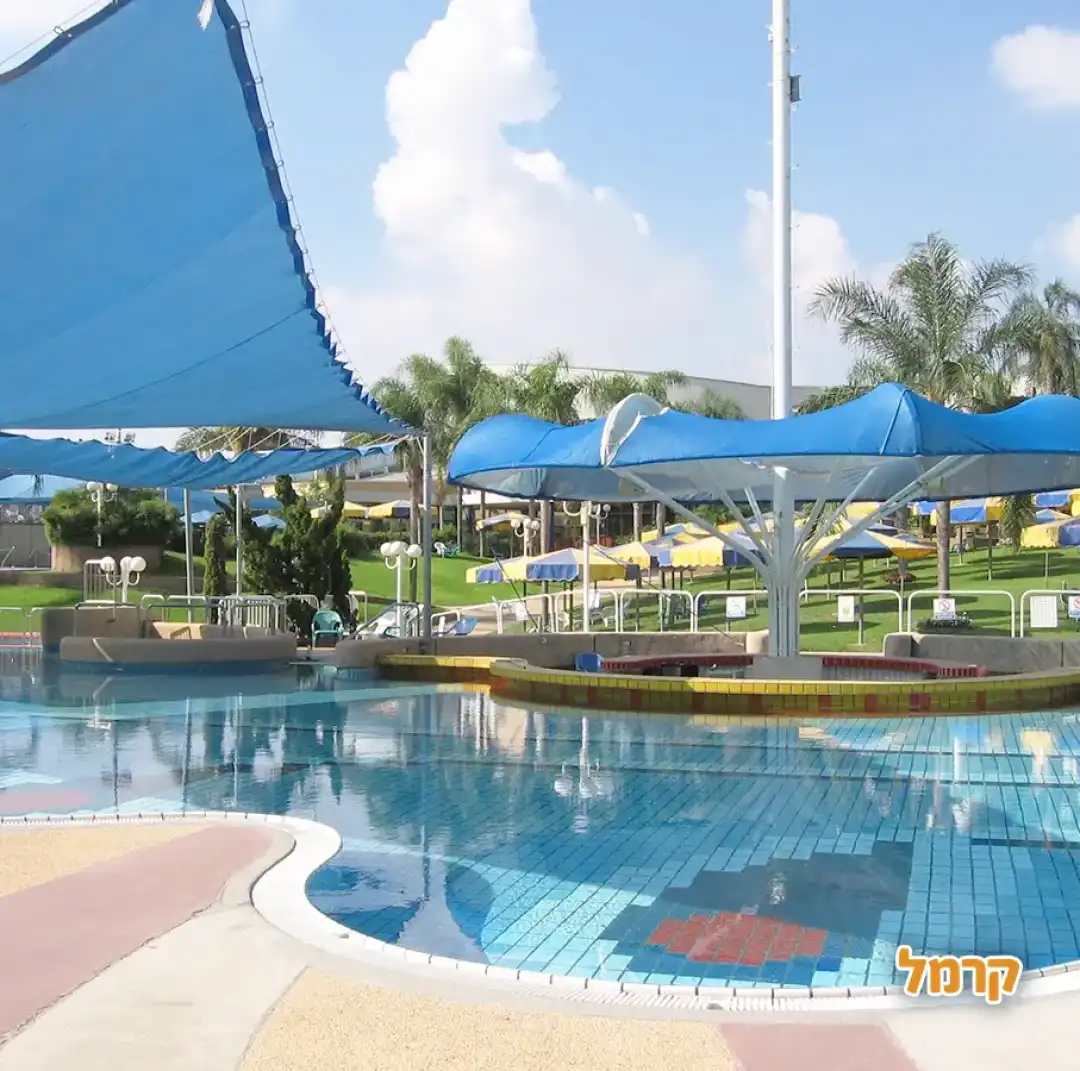 פארק המים יבנה