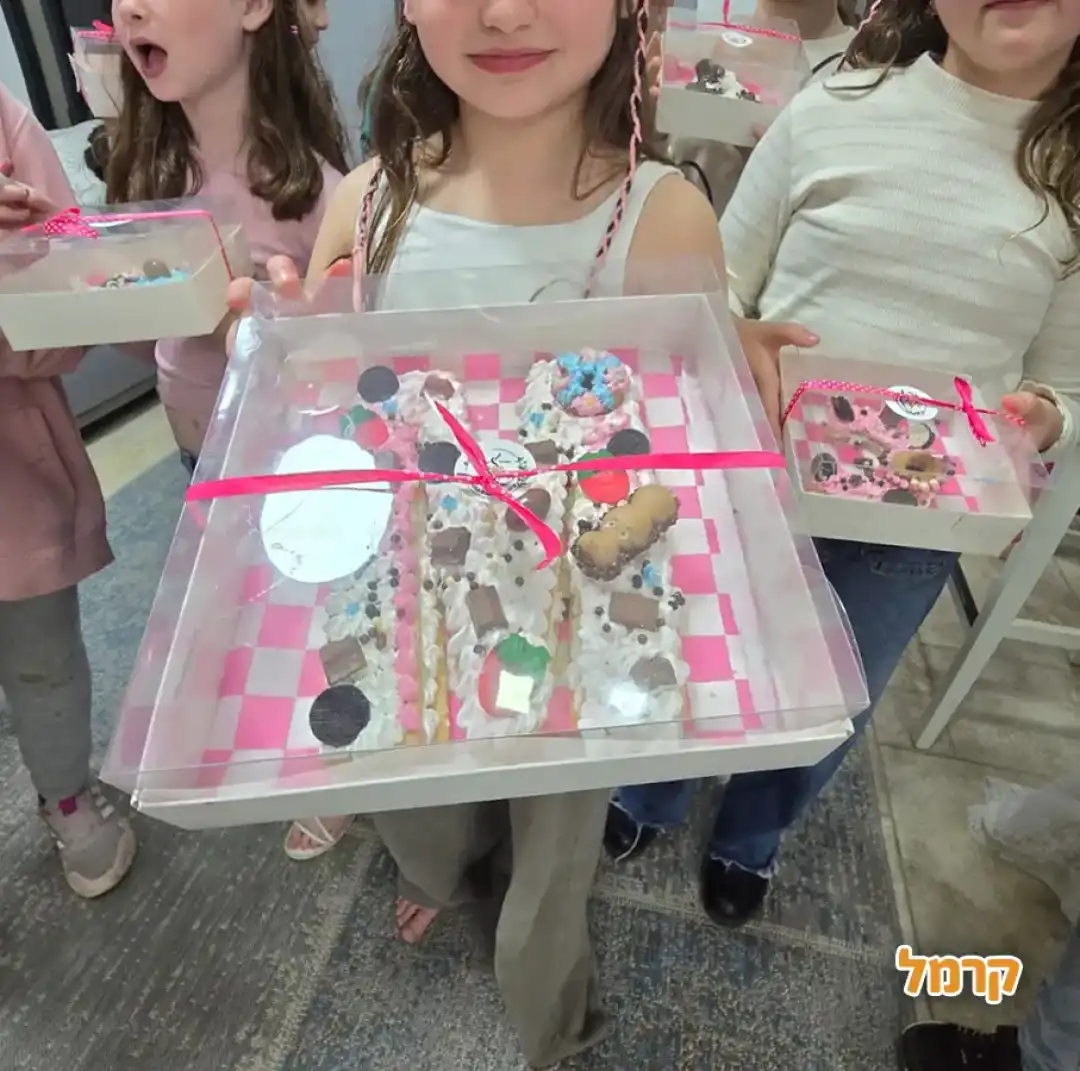עוגות אותיות או מספרים