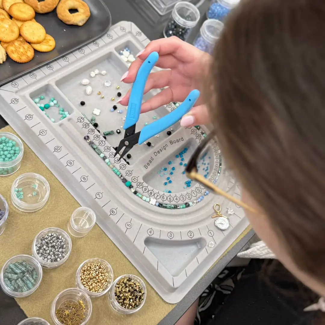 אלכסנדרוב דיזיין - תכשיטים