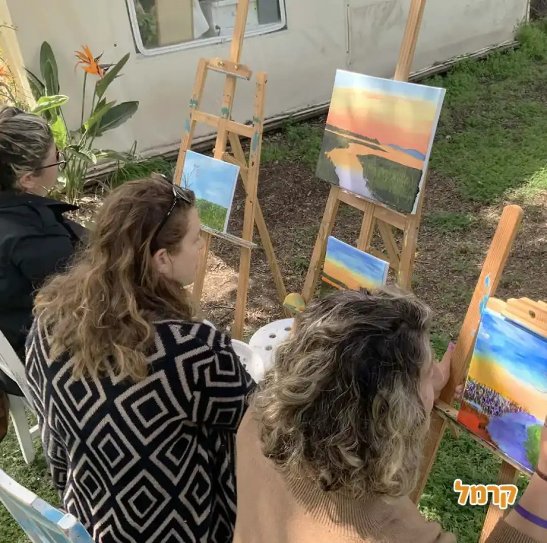 חיבור דרך יצירה