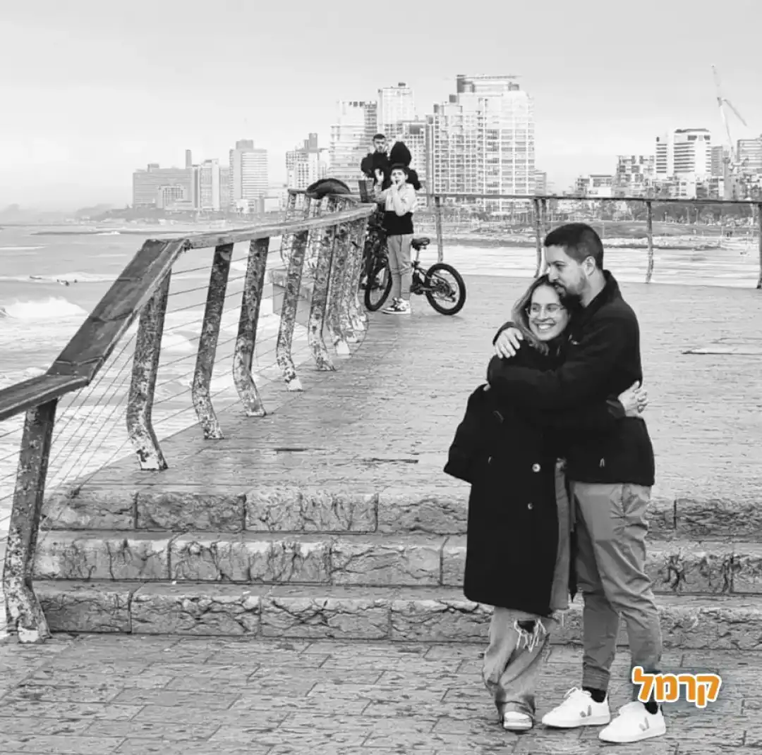 צילום אחר עם שירלי רוזנס