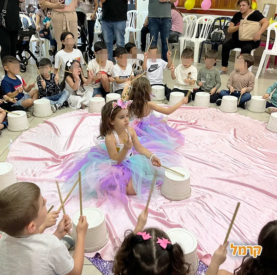 שרית הליצנית והמפעילה - 073-7597036