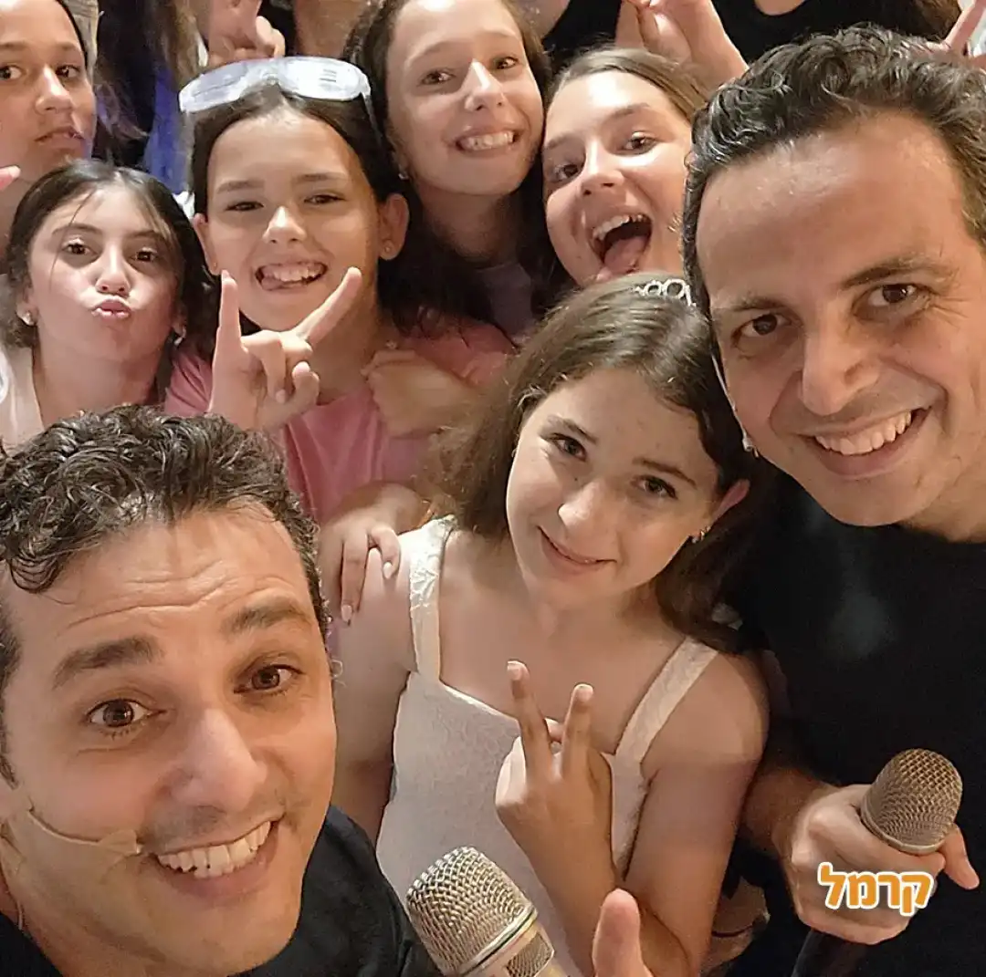 עופר ומאור כוכבי הצחוקייה