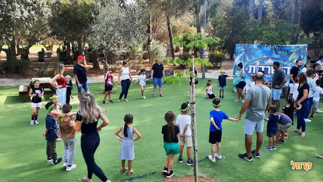 הישרדות עם נופר