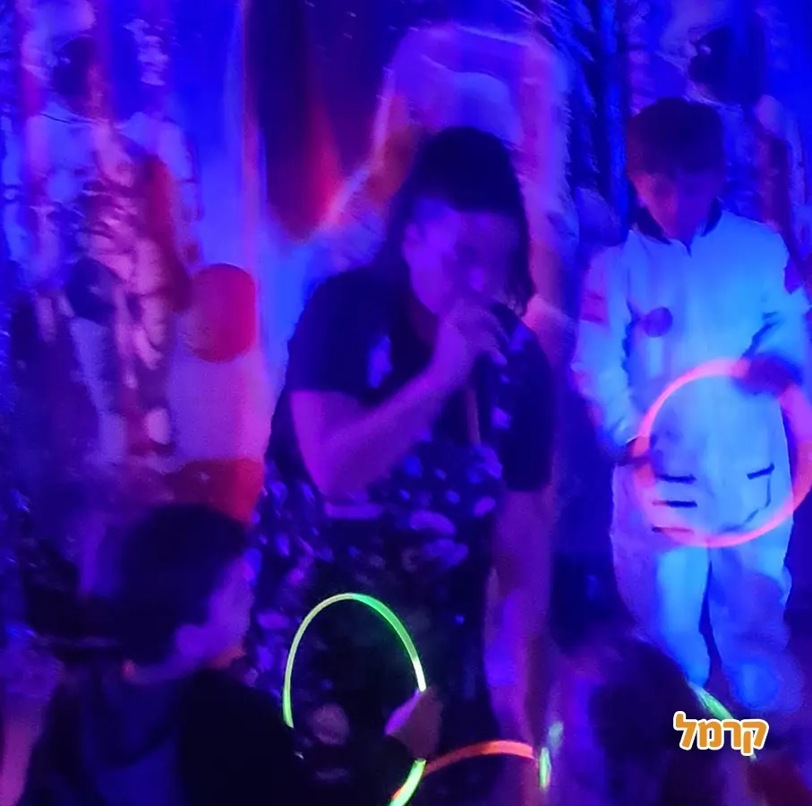 כוכבי החלל - 073-7584895