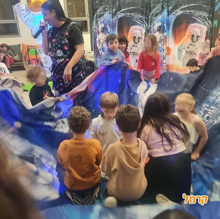 כוכבי החלל - 073-7584895