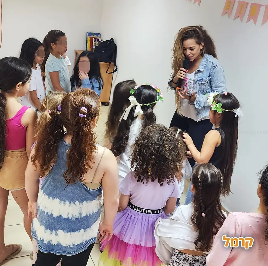 זומבה עם דניאלה - 073-7584894