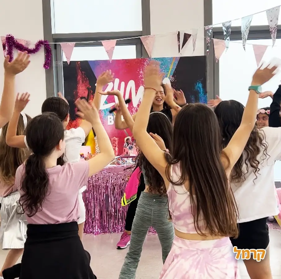 זומבה עם דניאלה - 073-7584894