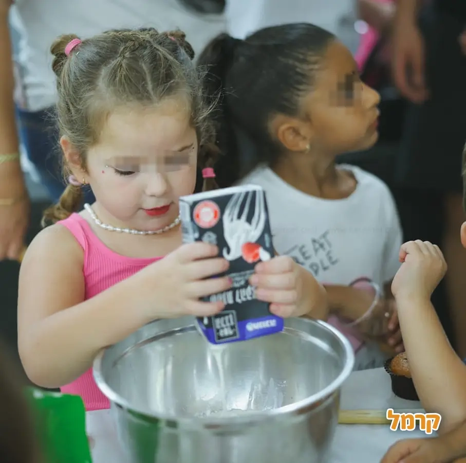 השף המתעופף - 073-7585430