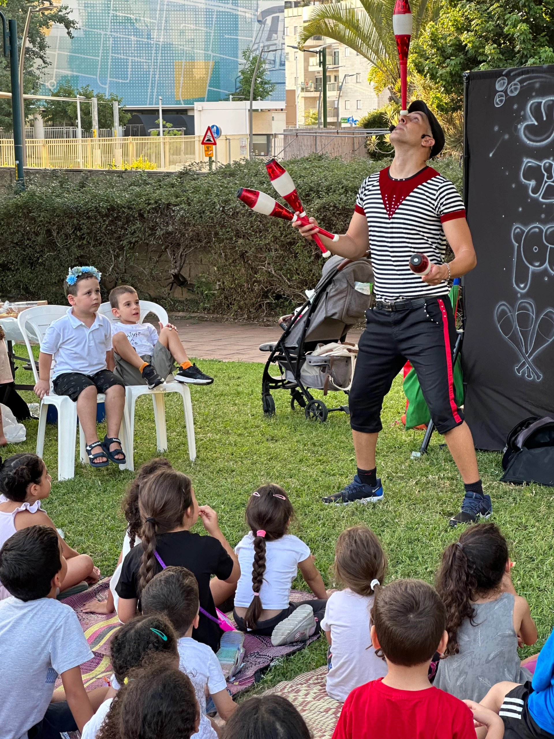 ניר הקרקסן - 073-7585039