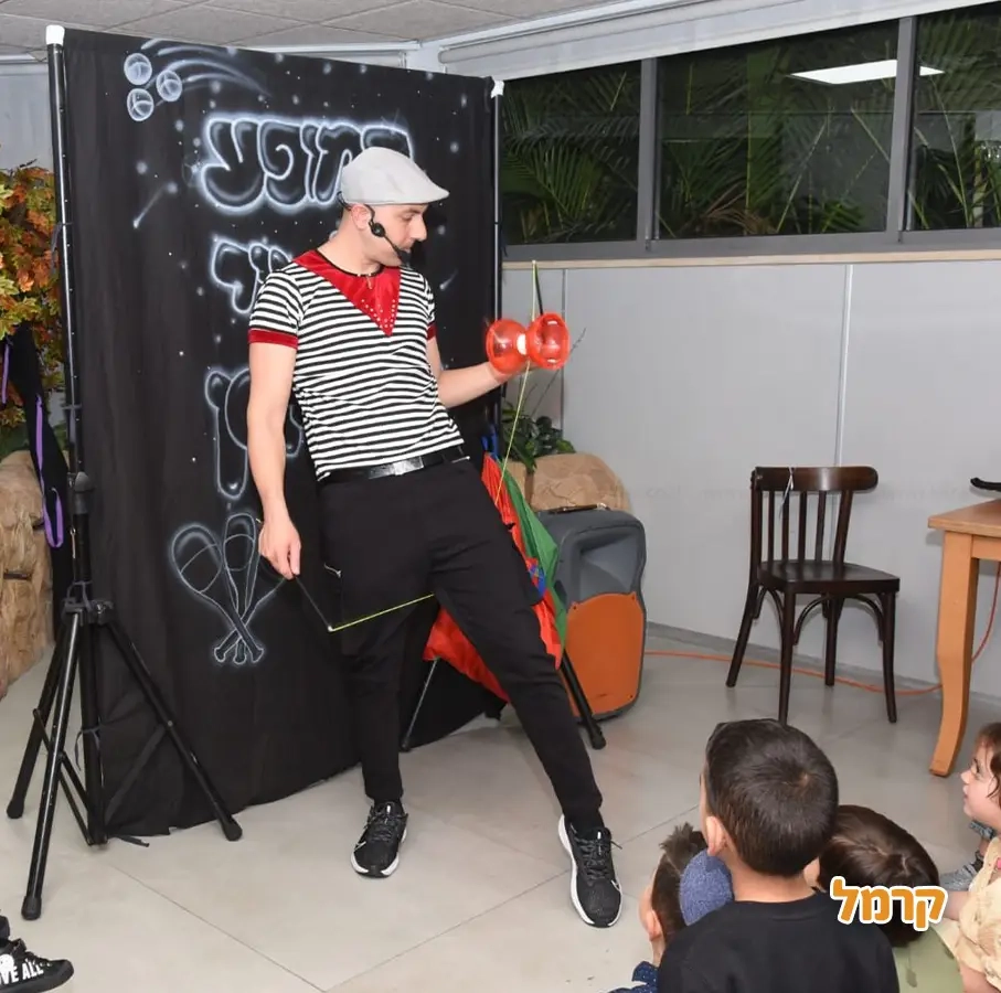 ניר הקרקסן - 073-7585039