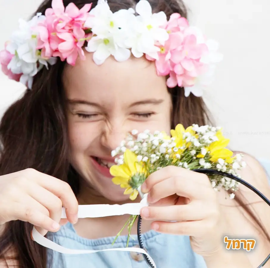 פשוט אוהבת - שזירת פרחים - 073-7585021